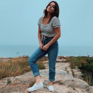 High waisted Mom jeans